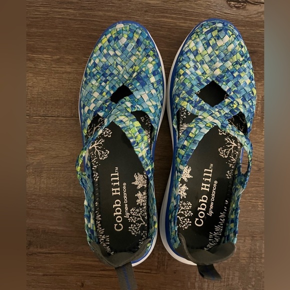 Cobb Hill by New Balance Blue and Green Sneakers size 9 - Picture 3 of 6